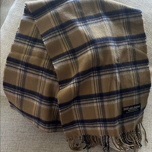 100% Cashmere scarf